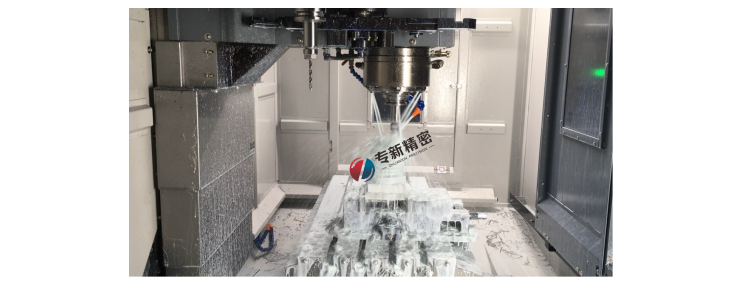 <strong>專新機械加工-16臺CNC機器，24小時加工</strong>